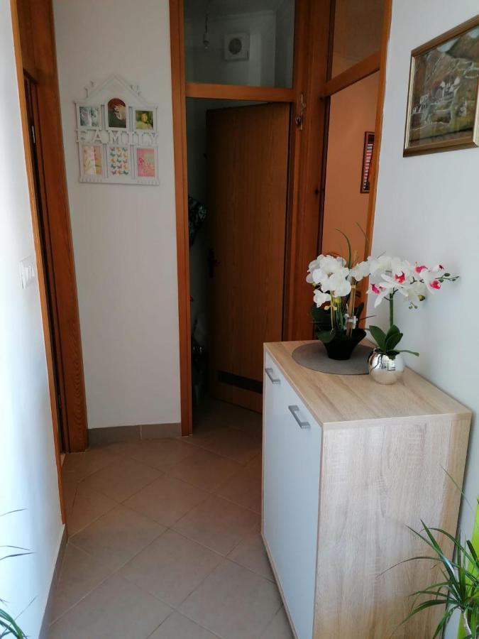 Apartment Marija Трогир Экстерьер фото